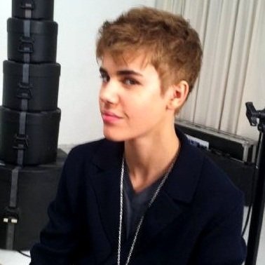 justin bieber pictures 2011 new haircut. justin bieber new hairstyle
