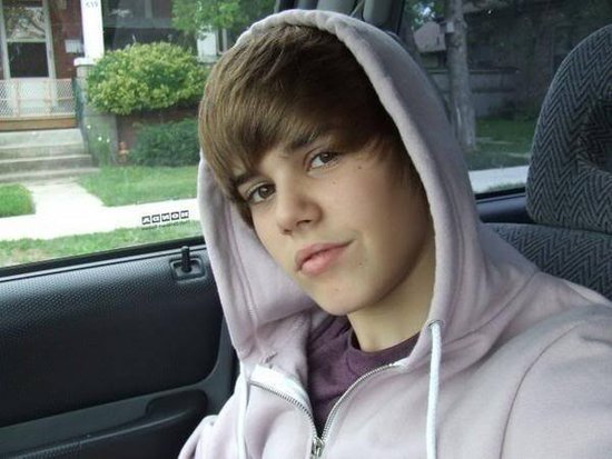 pics of justin bieber 2011 new haircut. justin bieber wallpapers 2011